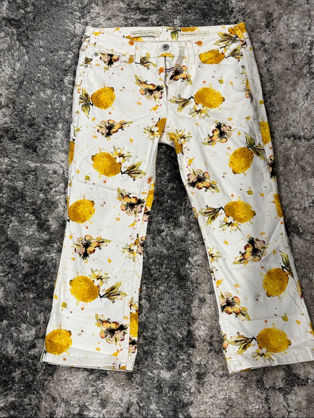 Women’s White Lemon Print Jeans - Picture 1 of 2